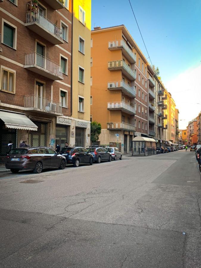 Gale Apartment Болоня Екстериор снимка