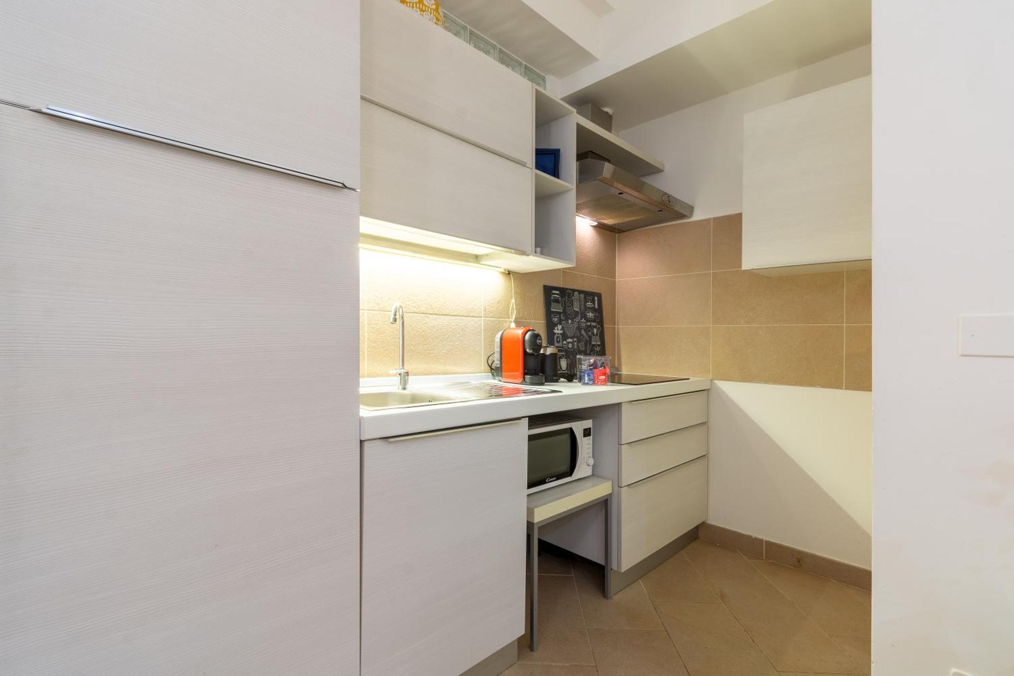 Gale Apartment Болоня Екстериор снимка